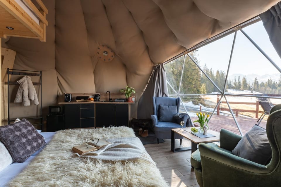 Tatra Glamp Tarasówka - Sieć noclegowa Tatra Glamp Luxury tent in Lesser Poland Voivodeship