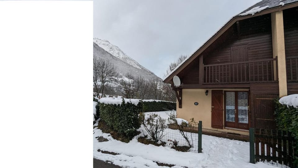 Property building, Natural landscape, Winter, Mountain view