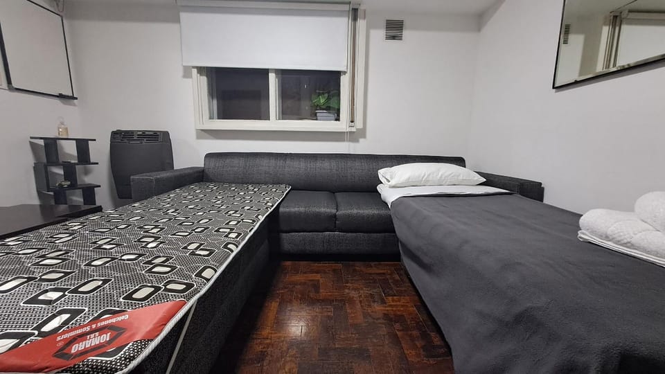 Bed, Living room