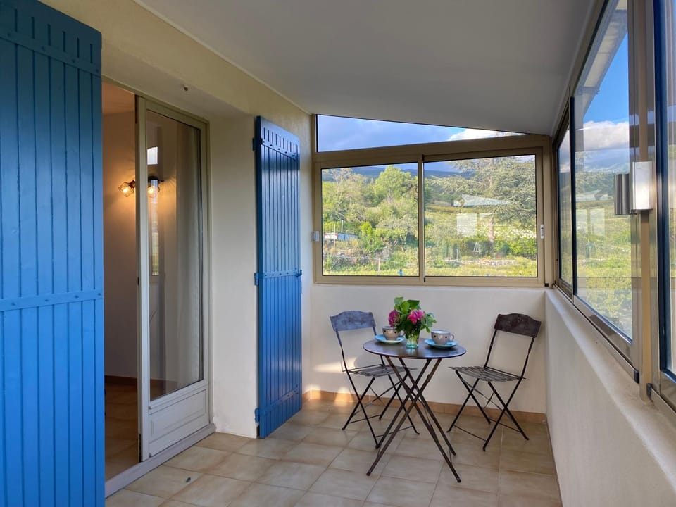 View (from property/room), Balcony/Terrace