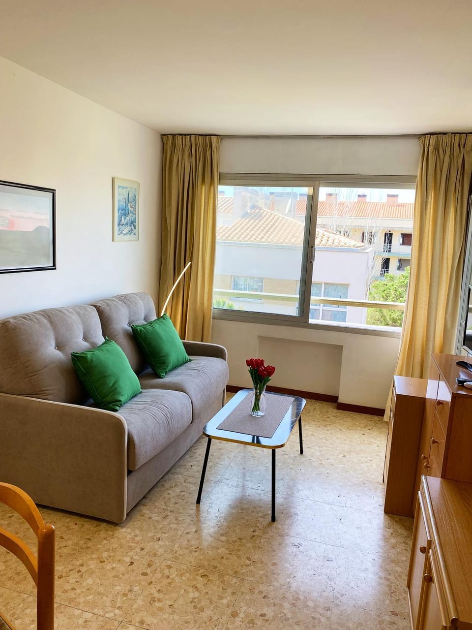 Communal lounge/ TV room, TV and multimedia, Living room, Seating area