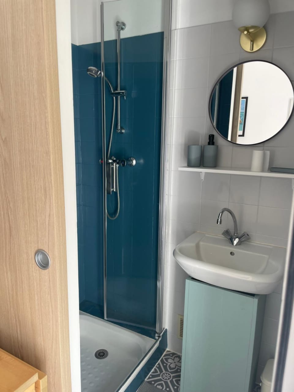 Shower, Bathroom