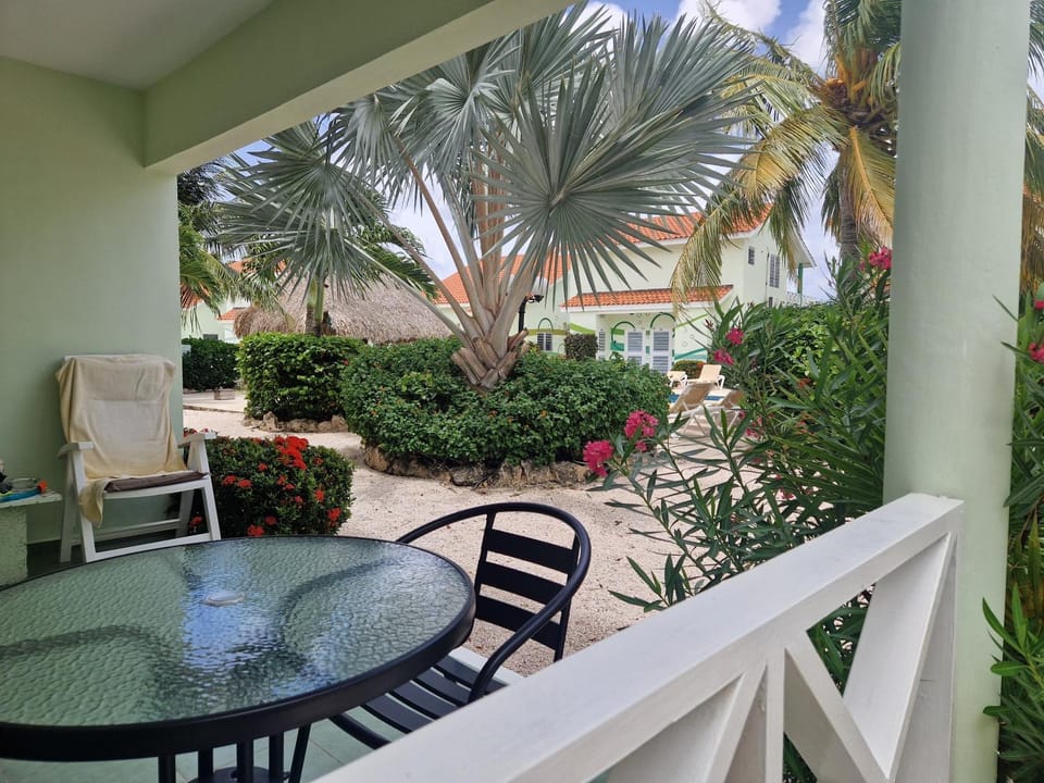 Apartment "Always SUNday", Lagoon Ocean Resort Apartment in Curaçao