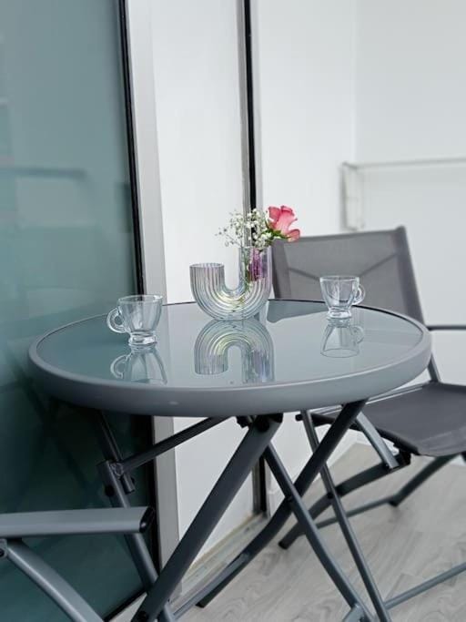 Estudio con piscina y aire acondicionado en el centro del Puerto de la Cruz Apartment in Puerto de la Cruz