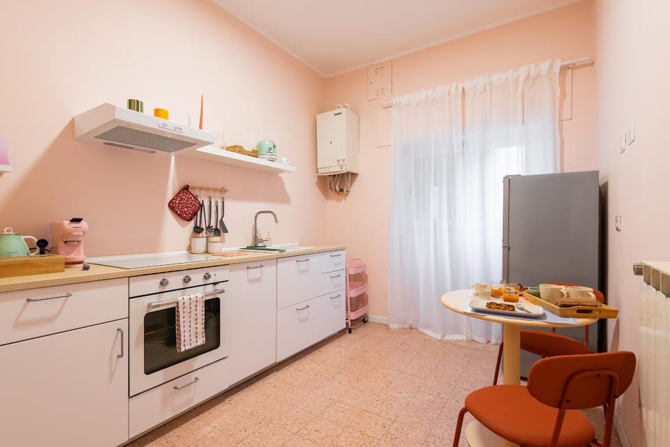 Maison Camilla Near Train Station Apartment in Nettuno