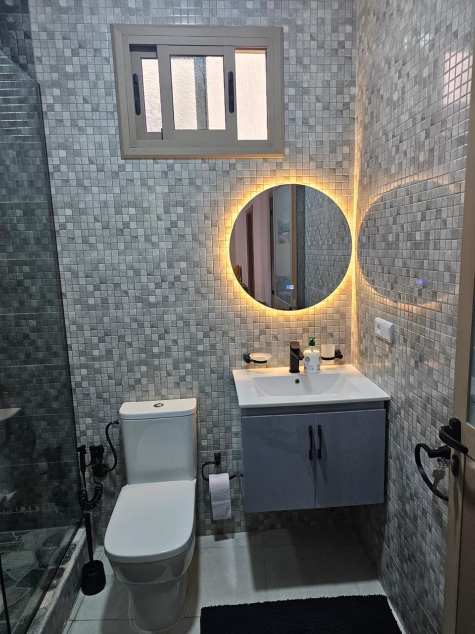 Toilet, Bathroom