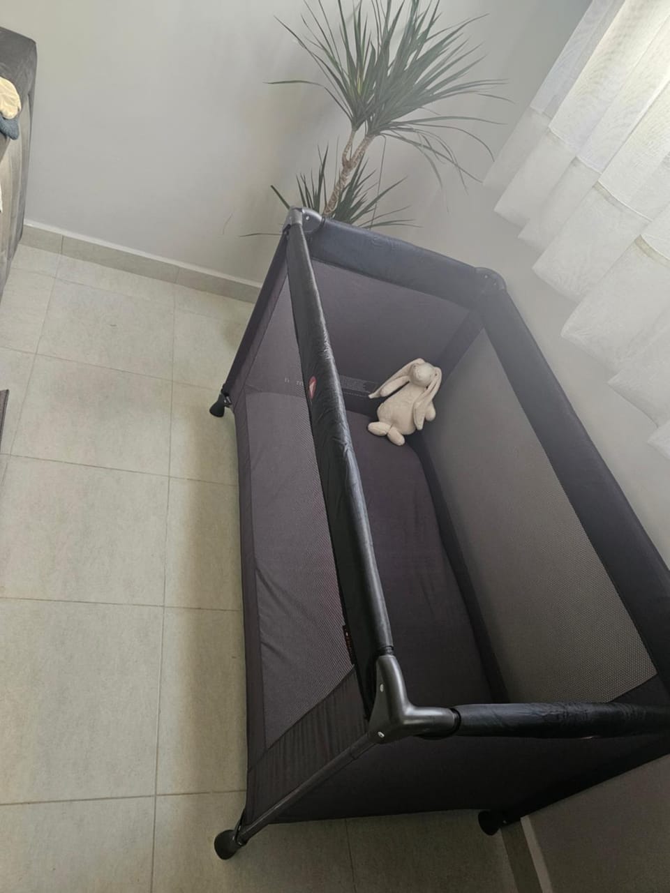 cot