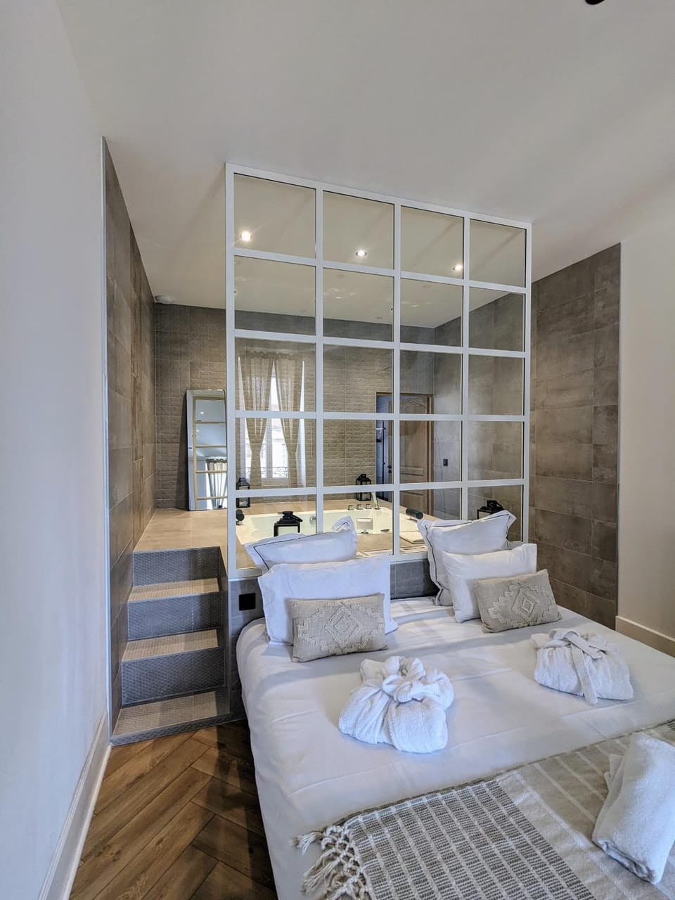 My'Deting - Jacuzzi Apartment in Auvergne-Rhône-Alpes