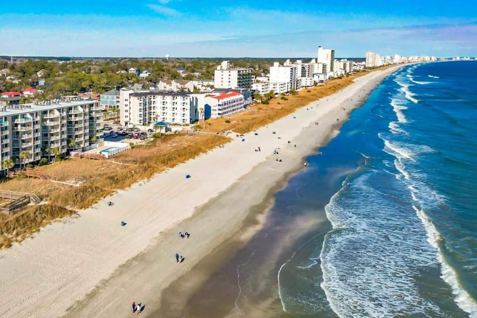 Barefoot Blessing Apartment in North Myrtle Beach