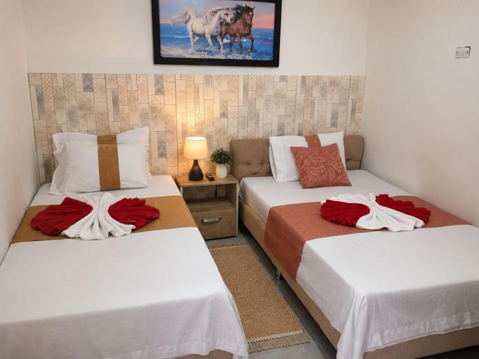 Casa hotel el trebol- hospedaje Vacation rental in Cali