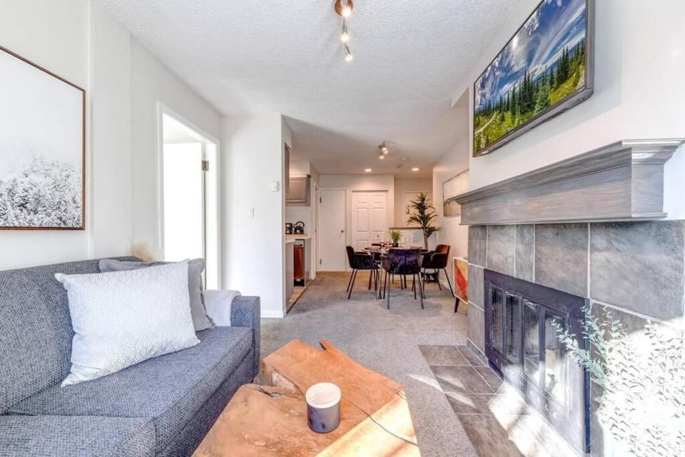 1Bd Unit In the heart of Whistler Village Apartment in Whistler