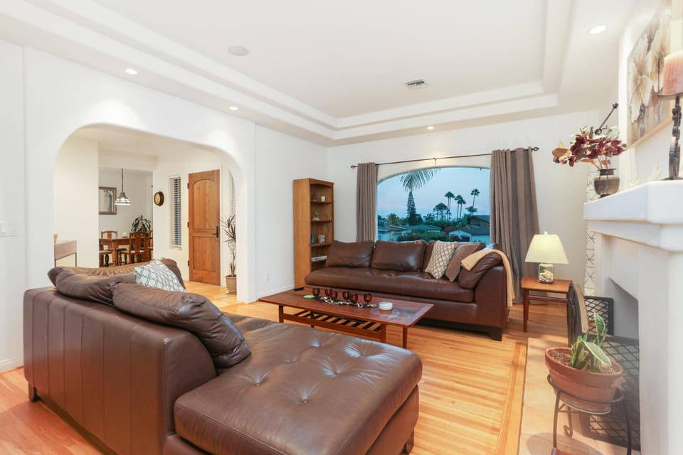 La Playa - Charming Bayside Bungalow House in Point Loma