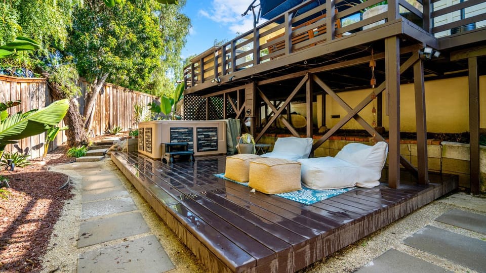 Chic Kensington Home - Hot Tub & Canyon Views House in San Diego