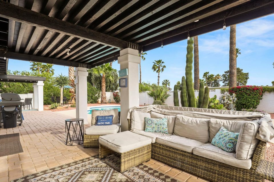 El Sueno Retreat - Pool and Spa Oasis House in Scottsdale
