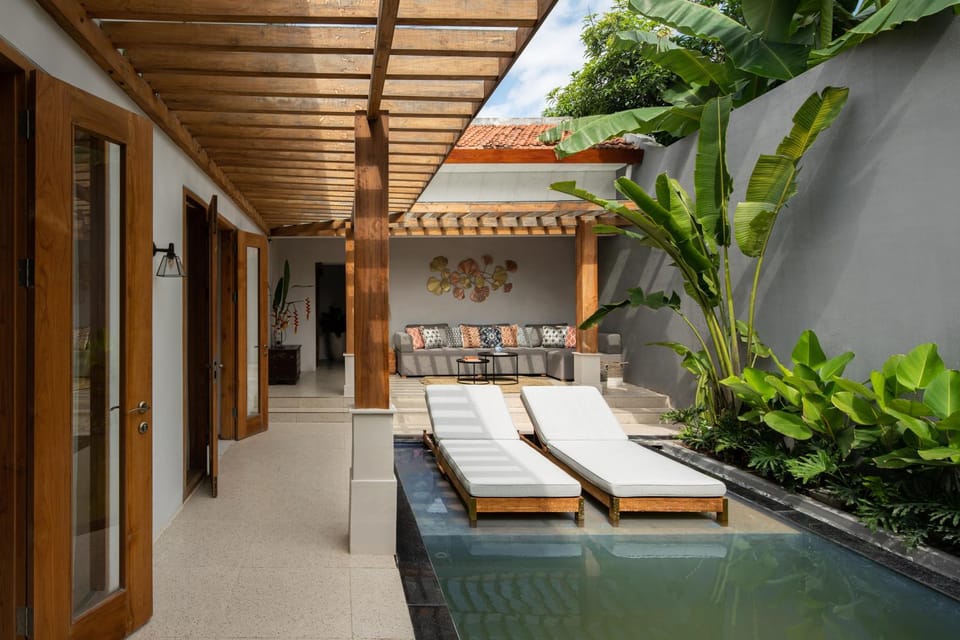 Balcony/Terrace, Pool view, Swimming pool