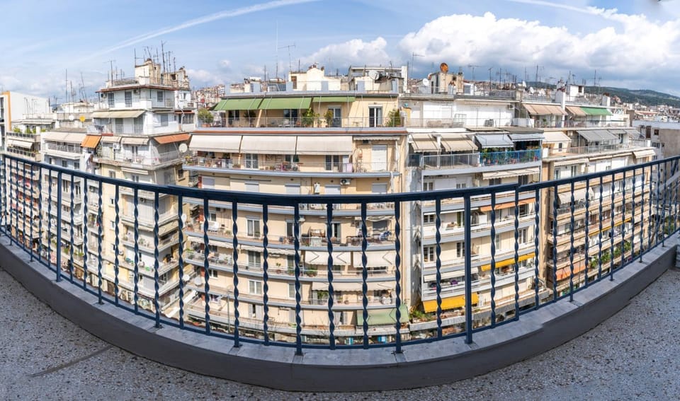 Kosmos Service Apartment Near Saint Dimitrious Church Apartment in Thessaloniki