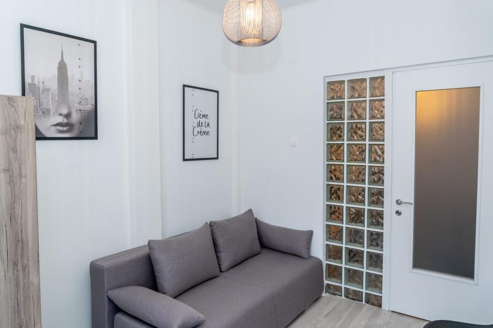 Kosmos Service Apartment Near Saint Dimitrious Church Apartment in Thessaloniki