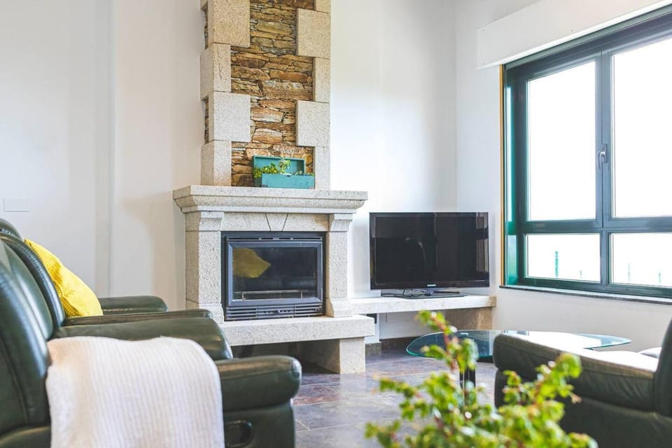 Pantin Beach View Villa Pool Aloha-te Chalet in Galicia