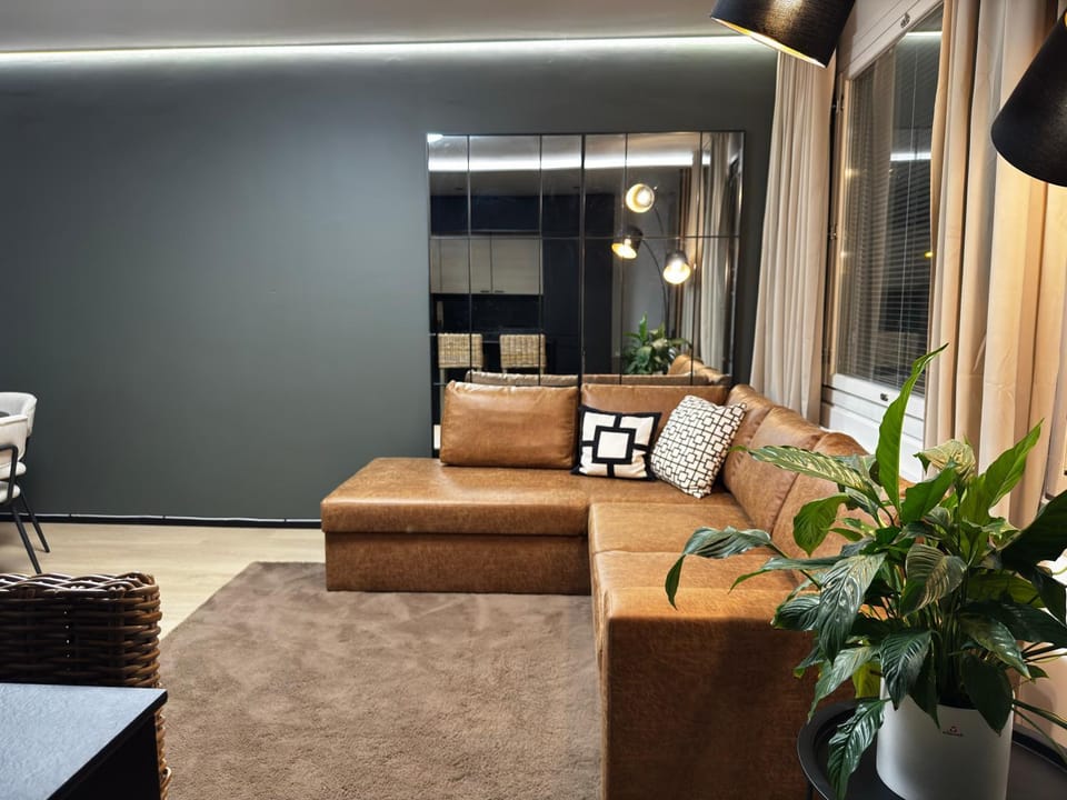 Lux Eight - Modern 2BR Apartment Turku Apartment in Turku