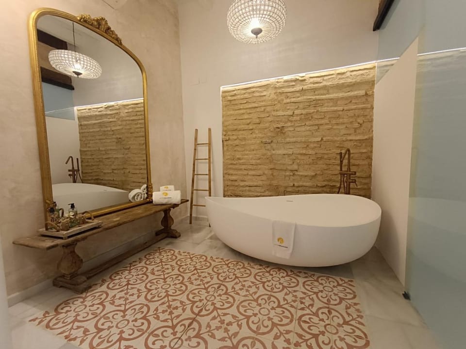 Property building, Bathroom, TV and multimedia, Coffee/tea facilities, Balcony/Terrace, Other, Guests, Area and facilities, Breakfast, Bath, furniture, heating, minibar, room service, safe, towels, air conditioner