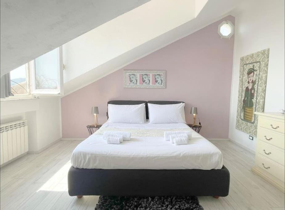 Mansarda Vista Mare a Zinola Apartment in Savona