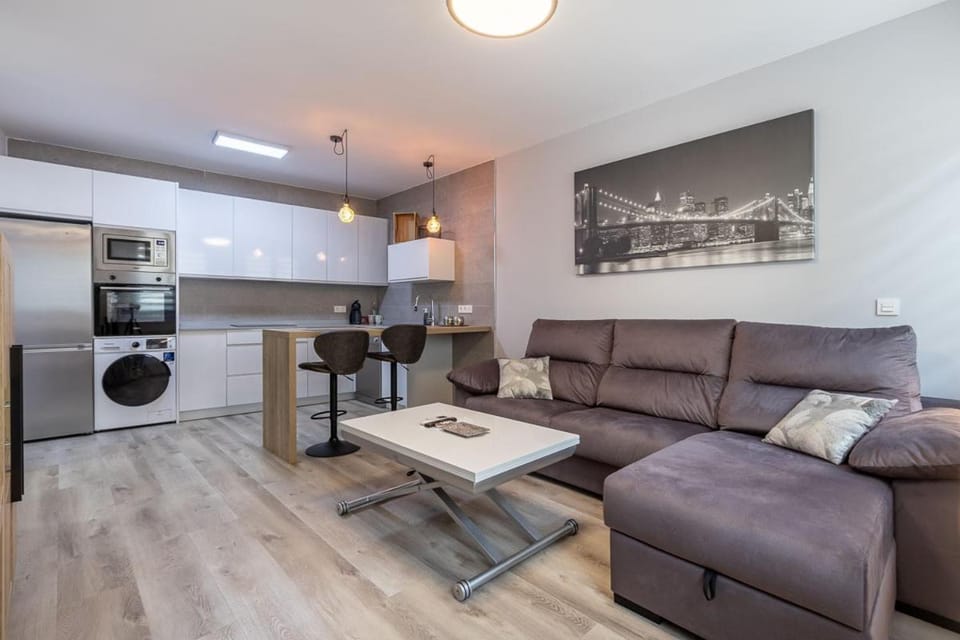 Kitchen or kitchenette, Seating area