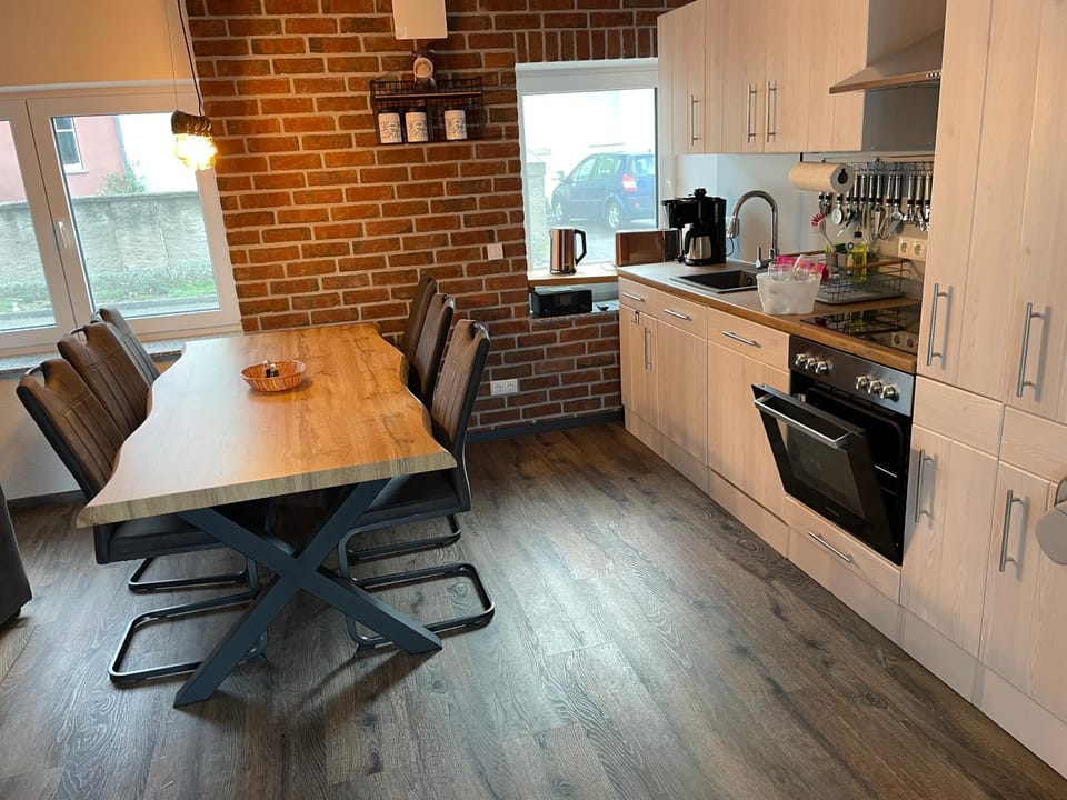 Coffee/tea facilities, Kitchen or kitchenette