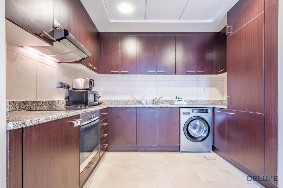 Kitchen or kitchenette, minibar, pet friendly, stove, washing machine