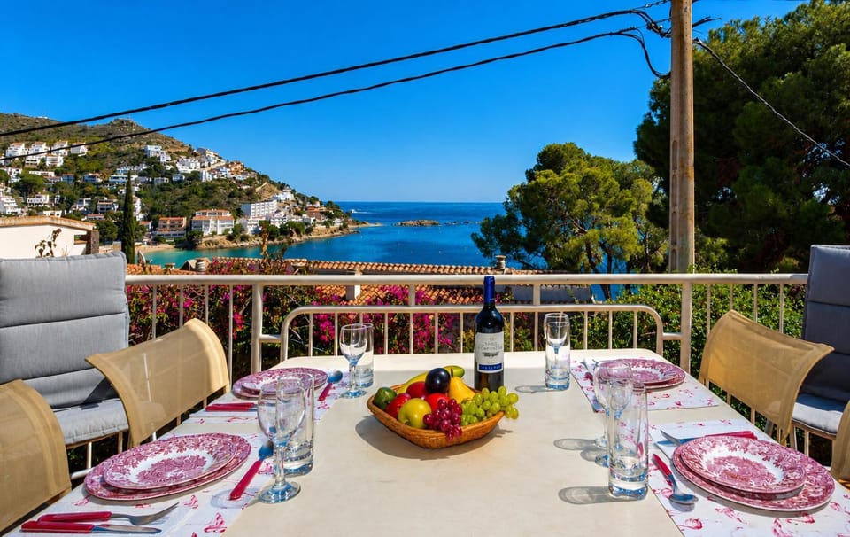 1233 VILA NEUS con piscina - Apivend Immo Apartment in Roses