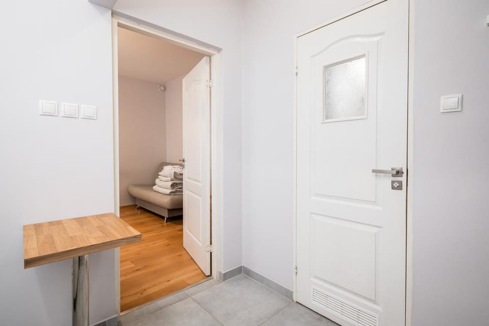 Living room, Photo of the whole room