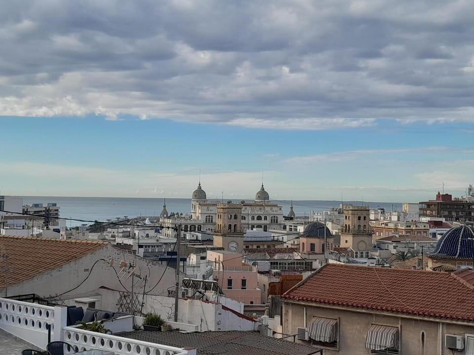 Atico Roseta Luxury Apartment in Alicante