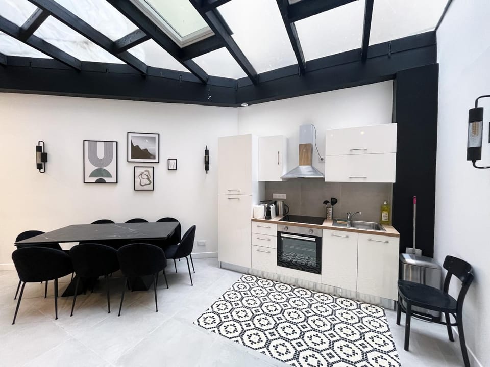Urban Flat 08 - The Panoramic Flat in Paris Apartment in Paris