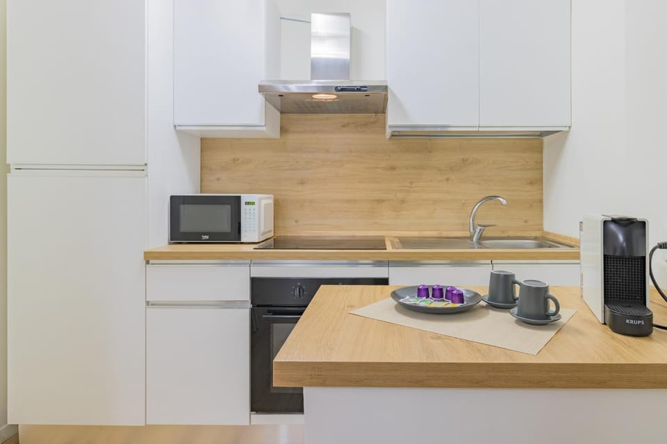 Coffee/tea facilities, Kitchen or kitchenette