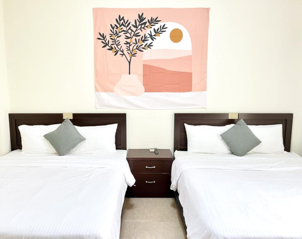 花蓮密絲朵包棟民宿 4-14人 l 近花蓮火車站 l 電動麻將桌 Bed and Breakfast in Taiwan, Province of China