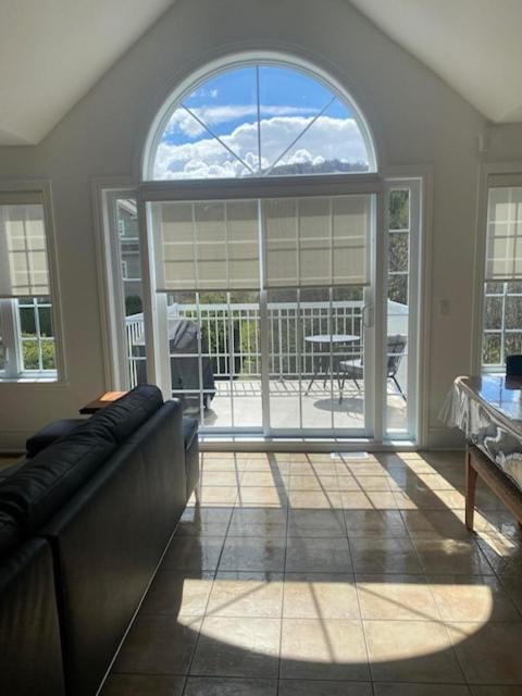 Chalet Saint-Sauveur with heated pool during Summer and Ski in Ski out! Apartment in Saint-Sauveur