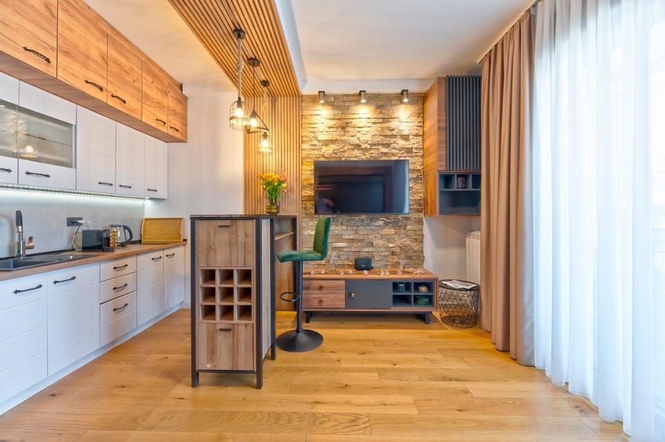 Kitchen or kitchenette, Living room