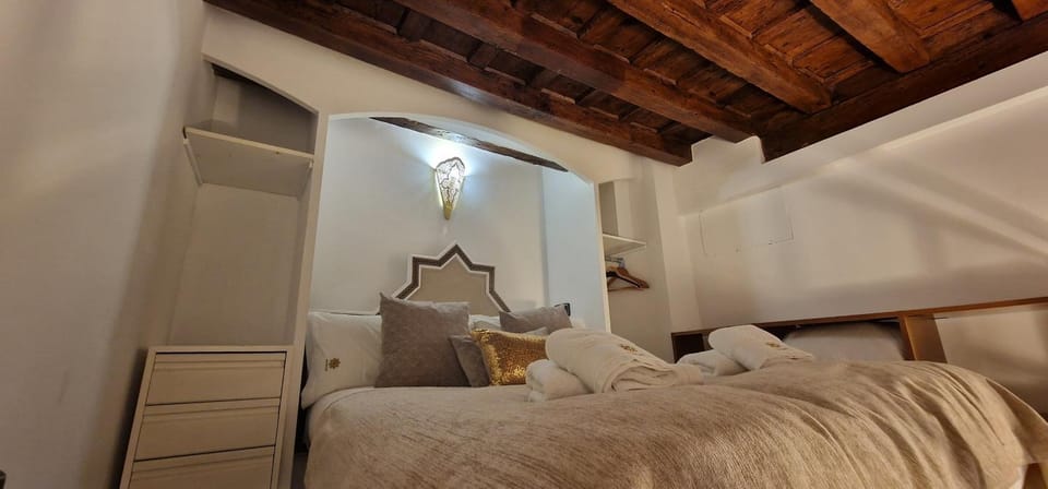 Adanar Estudios MZ Apartment in Granada