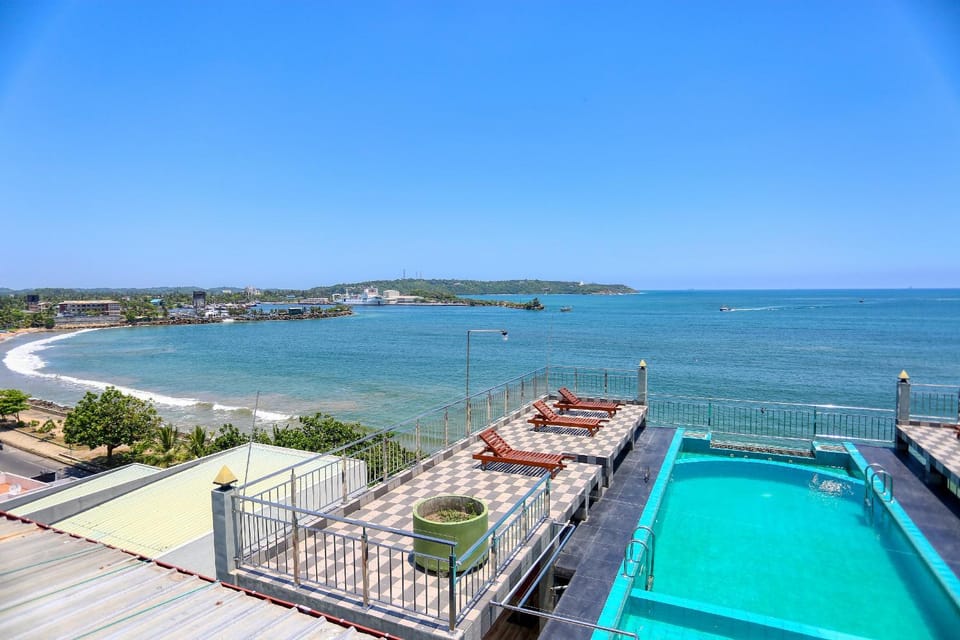 Balcony/Terrace, Sea view, Swimming pool