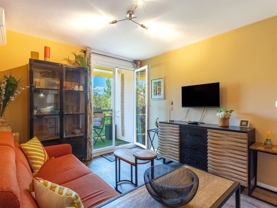 Studio Côte d'Azur-17 by Interhome Apartment in Bormes-les-Mimosas