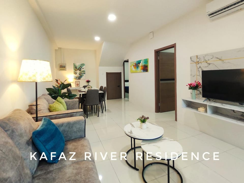 TV and multimedia, Seating area, Dining area
