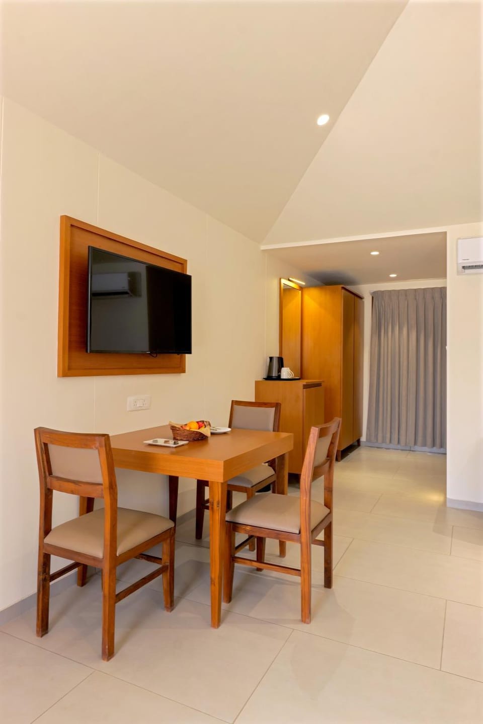 The Gold Beach Annexe Hotel in Gujarat