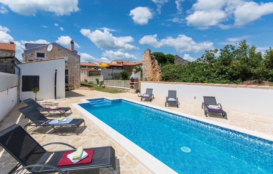 Property building, Patio, Swimming pool