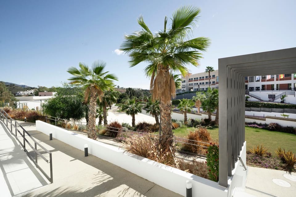 Garden view, Garden view