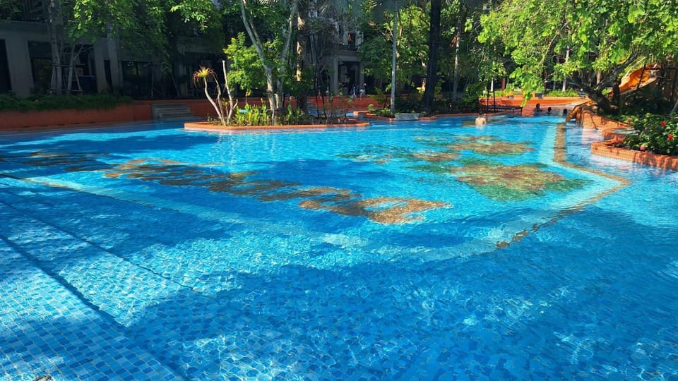 Pool view, Swimming pool