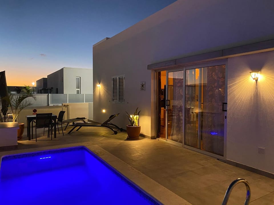 Night, Balcony/Terrace, Pool view, Swimming pool