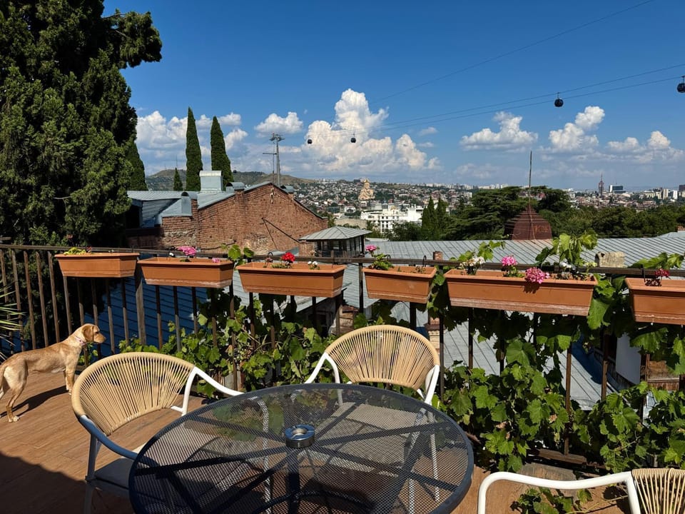 View (from property/room), Balcony/Terrace, City view