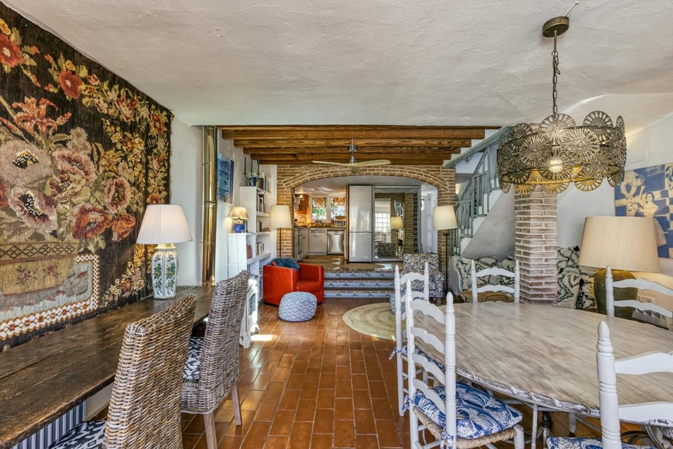 Property building, Living room