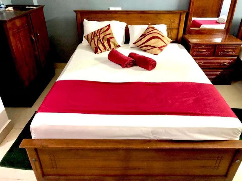 Yal's Town Inn Hotel in Sri Lanka