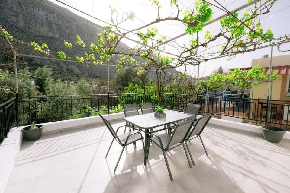 Arginonta Valley House in Kalymnos