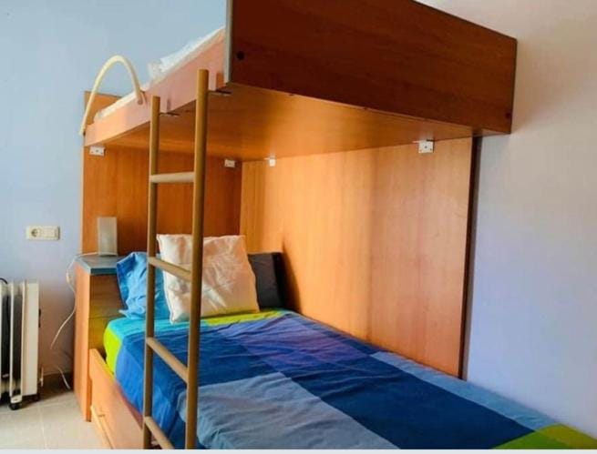 bunk bed